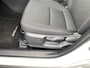 Toyota Yaris Cross 1.5 Hybrid Active edition Draadloze telefoonlader, parkeersensoren v&a, achteruitrij camera, navigatie middels Apple Carplay/Android Auto