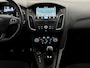 Ford Focus Wagon 1.0 ST-Line Clima, Navi, Parkeersensoren, Keyless start, Cruise control, Apple carplay, A start stop, Lichtmetalen velgen