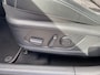 Kia Sportage 1.6 T-GDi Hybrid GT-Line Schuif-/kanteldak, stuur- & stoelverwarming, parkeersensoren, navigatie Apple CarPlay/Android Auto, dodehoekdetectie, auto VOL luxe!