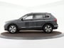 Volkswagen Tiguan 1.4 TSI eHybrid 245pk DSG Life Business · Camera · Matrix LED · Inklap. Trekhaak · Stuur- & Stoelverwarming + achterbank verwarmd · Apple/Android Car Play · Elek. Achterklep ·