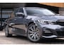 BMW 3-Serie 318d Executive Edition|RIJKLAAR!|M-Sport|Alcantara|Carplay|Dealeronderhouden|1e Eigenaar