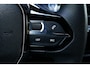 Peugeot e-2008 EV 54KWH GT AUTOMAAT / NAVI / CLIMA / CAMERA V+A / 17"LMV / KEYLESS / FULL-LED / PDC / ADAPT. CRUISECONTROL / 1E EIGENAAR / SCHITTERENDE STAAT !!