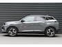 Peugeot e-2008 EV 54KWH GT AUTOMAAT / NAVI / CLIMA / CAMERA V+A / 17"LMV / KEYLESS / FULL-LED / PDC / ADAPT. CRUISECONTROL / 1E EIGENAAR / SCHITTERENDE STAAT !!
