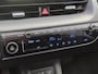 Hyundai Ioniq 5 Connect Limited 84 kWh / 1e Eigenaar / Fabrieksgarantie tot 08-2030 / SOH 100% / All season banden / Trekgewicht 1600 kg / CCS snellader / Elektrische achterklep / Stuur- & Stoelverwarming / Adaptief cruise control / Warmtepomp / Achteruitrijcamera /