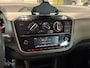 Volkswagen Up! 1.0 60pk BMT High UP! · Cruise Control · P-Sensoren · 15"Velgen · Airco · Telefoonhouder · Mistlampen · Elek. Verstel- + Verwarmbare Spiegels ·