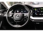 Skoda Octavia Combi 1.5 e-TSI Business Edition|Rijklaar!|Trekhaak|Sfeer|Carplay|Schakelpaddles|Rijstrooksensor