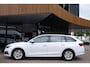 Skoda Octavia Combi 1.5 e-TSI Business Edition|Rijklaar!|Trekhaak|Sfeer|Carplay|Schakelpaddles|Rijstrooksensor