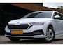 Skoda Octavia Combi 1.5 e-TSI Business Edition|Rijklaar!|Trekhaak|Sfeer|Carplay|Schakelpaddles|Rijstrooksensor