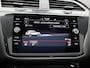 Volkswagen Tiguan 1.4 TSI eHybrid R-Line Business+ 245 PK| Dealeronderhouden | Panoramadak | Achterklep Elektrisch | 360 Camera  | Stoelverwarming | Stuurwielverwarming | Digitale Cokcpit | LED Matrix