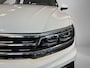 Volkswagen Tiguan 1.4 TSI 150pk ACT Comfortline Business · Panoramadak · Wegklapbare Trekhaak · R-line Exterieur · Apple/Android Car Play · Stoelverwarming · Navigatie · 19'' Inch ·