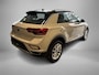 Volkswagen T-Roc 1.5 TSI 150pk DSG Style · Camera · Keyless · ACC · Apple/Android Car Play · Dodehoeksensor · Elek. Achterklep · Parkeerassistent · Alarmklasse 3 ·