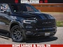 Dodge Ram HULK PACK LIMITED | 5.7 V8 | WIDE BODY | STRIPING | HUD | LUCHTVERING | OPEN UITLAAT KLEP | BOM VOL CREW CAB | DUBBELE CABINE | DC | 5 PERSOONS |