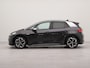 Volkswagen ID.3 First Plus 58 kWh incl afneembare trekhaak | SoH 92,9 % | Afneembare trekhaak | Apple Carplay | Navigatie | Voorstoelen verwarmd | Achteruitrij camera | Parkeersensoren voor en achter | Navigatie | Spraakbediening | Stuur verwarmd | W