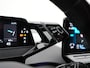 Volkswagen ID.3 First Plus 58 kWh incl afneembare trekhaak | SoH 92,9 % | Afneembare trekhaak | Apple Carplay | Navigatie | Voorstoelen verwarmd | Achteruitrij camera | Parkeersensoren voor en achter | Navigatie | Spraakbediening | Stuur verwarmd | W