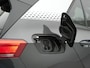 Volkswagen ID.3 First Plus 58 kWh incl afneembare trekhaak | SoH 92,9 % | Afneembare trekhaak | Apple Carplay | Navigatie | Voorstoelen verwarmd | Achteruitrij camera | Parkeersensoren voor en achter | Navigatie | Spraakbediening | Stuur verwarmd | W