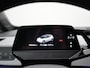Volkswagen ID.3 First Plus 58 kWh incl afneembare trekhaak | SoH 92,9 % | Afneembare trekhaak | Apple Carplay | Navigatie | Voorstoelen verwarmd | Achteruitrij camera | Parkeersensoren voor en achter | Navigatie | Spraakbediening | Stuur verwarmd | W