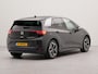 Volkswagen ID.3 First Plus 58 kWh incl afneembare trekhaak | SoH 92,9 % | Afneembare trekhaak | Apple Carplay | Navigatie | Voorstoelen verwarmd | Achteruitrij camera | Parkeersensoren voor en achter | Navigatie | Spraakbediening | Stuur verwarmd | W