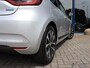 Renault Clio 1.6 E-Tech Hybrid 145 Equilibre | Automaat | Airco | Cruise Control | LED | Apple Carplay/Android Auto | Parkeer Sensoren | 16" Two Tone Velgen |