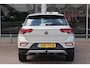 Volkswagen T-Roc 1.5 TSI 150pk Life Business | Trekhaak | Navigatie | PDC | Stoelverwarming