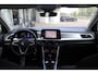 Volkswagen T-Roc 1.5 TSI 150pk Life Business | Trekhaak | Navigatie | PDC | Stoelverwarming