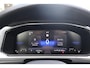Volkswagen T-Roc 1.5 TSI 150pk Life Business | Trekhaak | Navigatie | PDC | Stoelverwarming