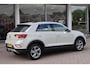 Volkswagen T-Roc 1.5 TSI 150pk Life Business | Trekhaak | Navigatie | PDC | Stoelverwarming