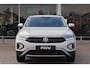 Volkswagen T-Roc 1.5 TSI 150pk Life Business | Trekhaak | Navigatie | PDC | Stoelverwarming