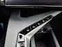 Peugeot 5008 GT Extra getint glas | Verwarmbare voorstoelen | Verwarmd stuurwiel | Adaptieve cruise control met Stop&Go functie | LED 3D-achterlichten | Pack Safety Plus