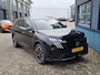 Peugeot 5008 GT Extra getint glas | Verwarmbare voorstoelen | Verwarmd stuurwiel | Adaptieve cruise control met Stop&Go functie | LED 3D-achterlichten | Pack Safety Plus