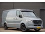 Mercedes-Benz Sprinter 319 3.0 CDI V6 L2H1 AUT. LED, TREKHAAK, 360 CAMERA, ADAPT. CRUISE, MBUX 10'', STOELVERWARMING, STANDKACHEL, NAVI, CLIMA, PARKEERSENSOREN, CARPLAY