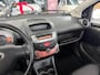 Toyota Aygo 1.0-12V Aspiration Green/ AUTOMAAT/ nap/ dealeronderhouden/ 1jaar apk/ airco/ EL-ramen/speciale uitvoering.