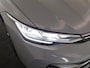 Volkswagen Golf 1.5 eTSI Life Edition GOAL 116 pk Automaat (DSG) | Verlengde garantie | Navigatie | Panoramadak | Parkeersensoren | Autom. airco (3 zones) | Stoelverwarming |