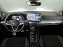 Volkswagen Golf 1.5 eTSI Life Edition GOAL 116 pk Automaat (DSG) | Verlengde garantie | Navigatie | Panoramadak | Parkeersensoren | Autom. airco (3 zones) | Stoelverwarming |