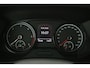Volkswagen Transporter 2.0 TDI L2H1 140PK | Airco | Camera | Cruise | Carplay | 3 Zits | Trekhaak