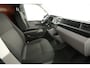 Volkswagen Transporter 2.0 TDI L2H1 140PK | Airco | Camera | Cruise | Carplay | 3 Zits | Trekhaak
