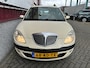 Lancia Ypsilon 1.2 Argento // Airco // 103DKM NAP