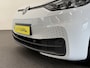 Volkswagen ID.3 Life 58 kWh SOH 92% Navigatie Apple Carplay Android Auto Parkeersensoren Adaptive Cruise Control Stoel- en stuurverwarming Climate Control