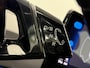 Volkswagen ID.3 Life 58 kWh SOH 92% Navigatie Apple Carplay Android Auto Parkeersensoren Adaptive Cruise Control Stoel- en stuurverwarming Climate Control