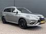Mitsubishi Outlander 2.4 PHEV Pure / trekhaak / 1500 kg trekgewicht / Apple carplay / Android auto / achteruitrijcamera / cruise control / voor en achteruitrijsensoren /