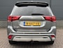 Mitsubishi Outlander 2.4 PHEV Pure / trekhaak / 1500 kg trekgewicht / Apple carplay / Android auto / achteruitrijcamera / cruise control / voor en achteruitrijsensoren /