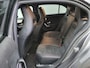 Mercedes-Benz A-klasse 180 Business Solution AMG