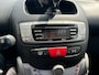 Peugeot 107 1.0 Première Leuke complete auto met weinig kilometers