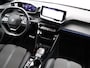 Peugeot e-2008 EV GT 54 kWh | 11 KW lader | Cruise Control Adaptief | Parkeersensoren | Apple Carplay/Android Auto