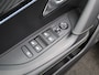 Peugeot e-2008 EV GT 54 kWh | 11 KW lader | Cruise Control Adaptief | Parkeersensoren | Apple Carplay/Android Auto