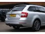 Skoda Octavia Combi 1.0 TSI Greentech Business Edition|Rijklaar!|Trekhaak|Stoelverwarming|Carplay/AndroidAuto|