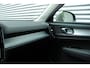 Volvo XC40 T4 Recharge Inscription Expression | Preformance audio | Parkeercamera achter | Parkeersensor voor | 18 inch Lichtmetalen velgen