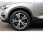 Volvo XC40 T4 Recharge Inscription Expression | Preformance audio | Parkeercamera achter | Parkeersensor voor | 18 inch Lichtmetalen velgen