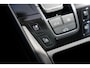 Porsche 911 4 GTS Oak Green Metallic Neo | Porsche InnoDrive | Lift l Achterasbesturing | Adaptieve cruise control | Elektrisch Schuifdak | BOSE Surround Sound System | Sportdesign | Sportstoelen Plus, elektrisch 18-voudig | Comfort Access |