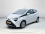 Toyota Aygo 1.0 VVT-i x-play (Carplay Navigatie - Camera)
