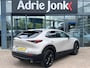 Mazda CX-30 2.0 e-SkyActiv-X M Hybrid Luxury | AUTOMAAT | GARANTIE 4/2029 | APPLE + ANDROID AUTO | STOEL + STUUR VERWARMING | LEDER | ELEKT.A ACHTERKLEP | 1e EIGENAAR | NED. AUTO | Bose AUDIO |